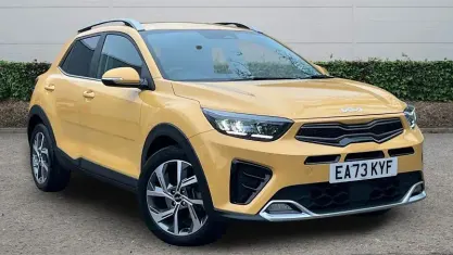 Second-hand Kia Stonic GT-Line 101 CP (74 kW) 2023 Galben SUV