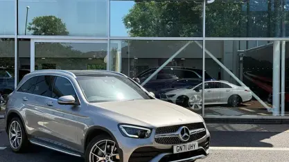 Begagnad Mercedes GLC300 AMG Line Premium 245 HK (180 kW) 2022 Kombi