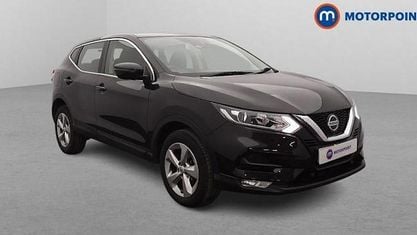 Używany Nissan Qashqai Acenta Premium 116 KM (85 kW) 2019 Czarny SUV