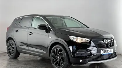 Begagnad Vauxhall Grandland X Elite 131 HK (96 kW) 2021 SUV