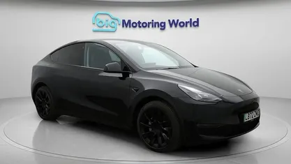 Used 2025 Tesla Model Y Long Range AWD SUV | £26,000 (Super price)
