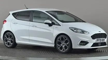 Usado Ford Fiesta ST-Line 95 CV (69 kW) 2021 Blanco Utilitario