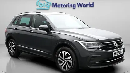 Begagnad VW Tiguan Active 150 HK (110 kW) 2021 Grå SUV