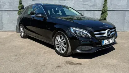 Used Mercedes C350 294 HP (216 kW) 2018 Black Estate