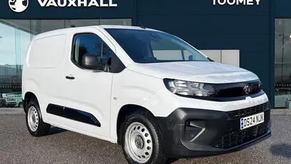 White Used 2024 Vauxhall Combo S Van | £14,495 (Good price)