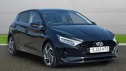 Used Hyundai i20 Premium 101 HP (74 kW) 2023 Black Hatchback