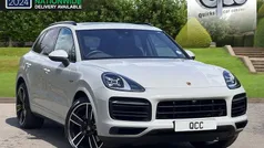 Grey Used 2022 Porsche Cayenne Platinum Edition SUV | £49,950 (Fair price)