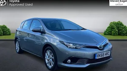 Used Toyota Auris Hybrid 136 HP (100 kW) 2019 Hatchback