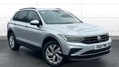 Begagnad VW Tiguan Life 150 HK (110 kW) 2023 SUV