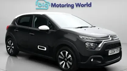 Begagnad Citroën C3 PureTech 110 HK (80 kW) 2024 Svart Halvkombi