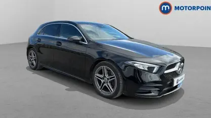 Begagnad Mercedes A200 AMG line 163 HK (119 kW) 2019 Svart Halvkombi