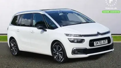 Used Citroën C4 SpaceTourer Shine 131 HP (96 kW) 2021 White MPV