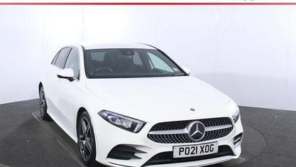Usado Mercedes A180 AMG line 136 CV (100 kW) 2020 Blanco Utilitario