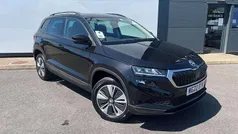 Black magic pearl effect Used 2022 Skoda Karoq SE Drive SUV | £20,995 (Fair price)