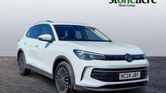 White Used 2024 VW Tiguan Match SUV | £30,750 (Fair price)