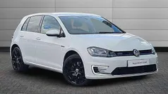 White Used 2016 VW Golf VII GTE Hatchback | £12,095 (Fair price)
