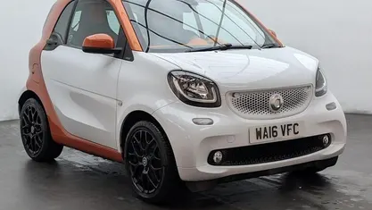 White Used 2015 Smart ForTwo Coupé Edition #1 Coupe | £6,750 (Fair price)