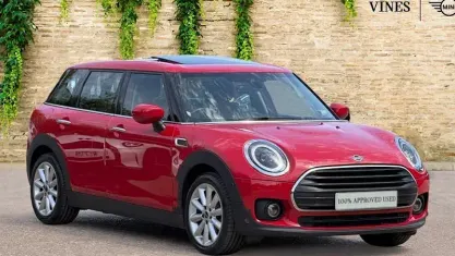 Used Mini Cooper Clubman Classic 136 HP (100 kW) 2022 Red Estate