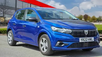 Used Dacia Sandero Essentiel 67 HP (49 kW) 2022 Blue Hatchback