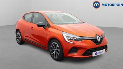 Used Renault Clio V Evolution 90 HP (66 kW) 2023 Hatchback