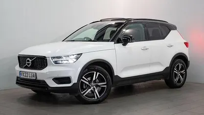 Used Volvo XC40 R-Design 163 HP (119 kW) 2021 White SUV