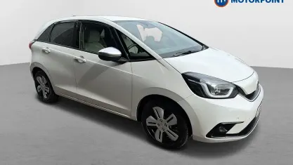 Used Honda Jazz Hybrid 109 HP (80 kW) 2021 White Hatchback