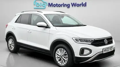 Begagnad VW T-Roc Life 150 HK (110 kW) 2025 SUV