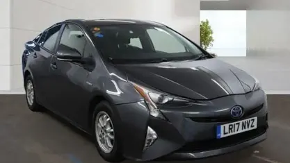 Used Toyota Prius Active 122 HP (89 kW) 2017 Grey Hatchback