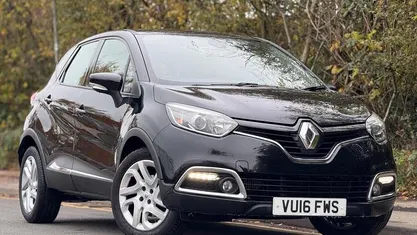 Black Used 2016 Renault Captur Dynamique SUV | £5,995 (Fair price)