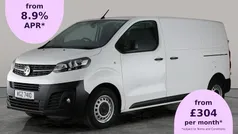White Used 2022 Vauxhall Vivaro Van | £14,500 (Good price)
