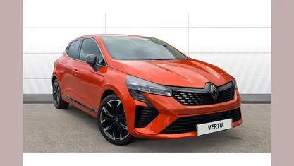 Used Renault Clio V Techno 90 HP (66 kW) 2024 Hatchback