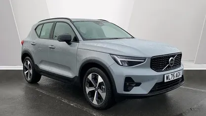 Used Volvo XC40 Plus 197 HP (144 kW) 2025 SUV
