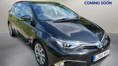 Used 2016 Toyota Auris Hybrid Hatchback | £12,800 (Fair price)