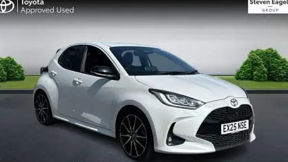 Used Toyota Yaris Sport 131 HP (96 kW) 2025 White Hatchback