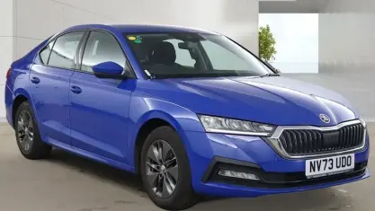 Used Skoda Octavia SE 110 HP (80 kW) 2023 Blue Hatchback
