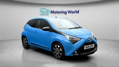 Used Toyota Aygo Trend 72 HP (52 kW) 2019 Blue Hatchback