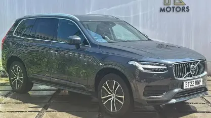 Used Volvo XC90 Momentum 250 HP (183 kW) 2021 Grey SUV