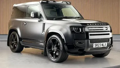 Used Land Rover Defender Carpathian Edition 525 HP (386 kW) 2022 Carpathian grey SUV