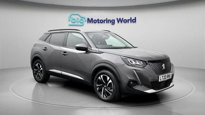 Używany Peugeot 2008 Allure 131 KM (96 kW) 2020 Szary SUV