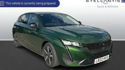 Used Peugeot 308 Allure 131 HP (96 kW) 2024 Hatchback