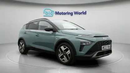 Begagnad Hyundai Bayon Ultimate 120 HK (88 kW) 2023 Grön SUV