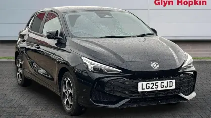 Usado MG MG3 Trophy 194 CV (142 kW) 2025 Negro Utilitario