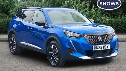 Second-hand Peugeot 2008 Allure+ 101 CP (74 kW) 2023 Albastru SUV