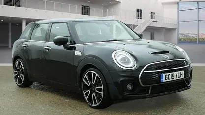 Used Mini Cooper Clubman Sport 192 HP (141 kW) 2019 Black Estate