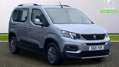 Used Peugeot Rifter Allure 102 HP (75 kW) 2023 MPV
