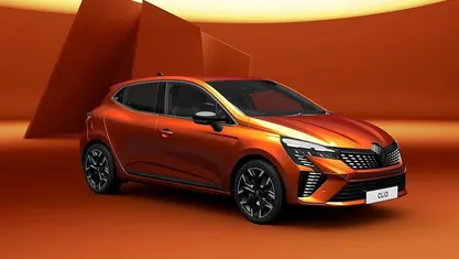 Used Renault Clio V Techno 143 HP (105 kW) 2025 Hatchback