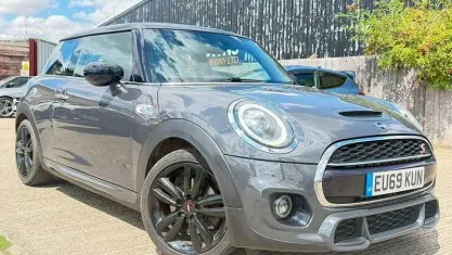 Used Mini Cooper S Hatch 192 HP (141 kW) 2019 Grey Hatchback