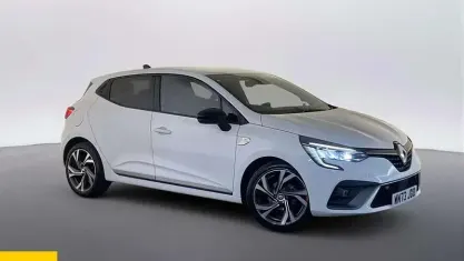 Used Renault Clio V RS Line 90 HP (66 kW) 2023 White Hatchback