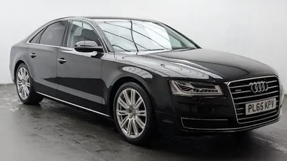 Used Audi A8 Advanced 262 HP (192 kW) 2015 Sedan