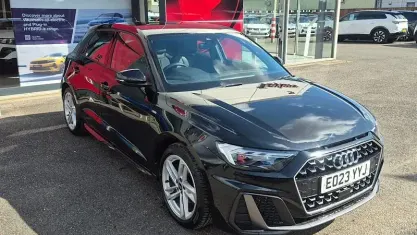 Begagnad Audi A1 Sportback S-Line 110 HK (80 kW) 2023 Svart Halvkombi